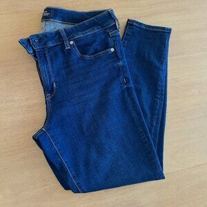 GAP Universal Leggings